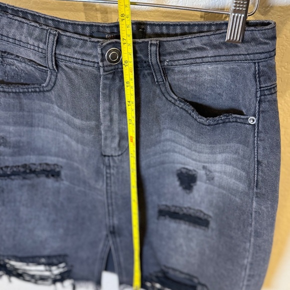 Forever 21 Distressed Dark Gray, Jean Mini Skirt, M - Picture 5 of 8